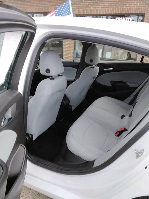 2019 Chevrolet Cruze LS