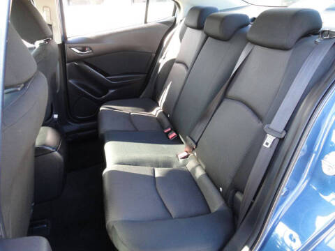 2017 Mazda MAZDA3 Sport