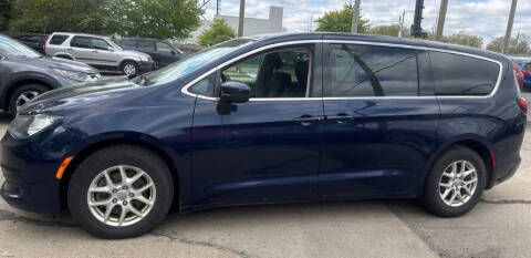 2017 Chrysler Pacifica Touring