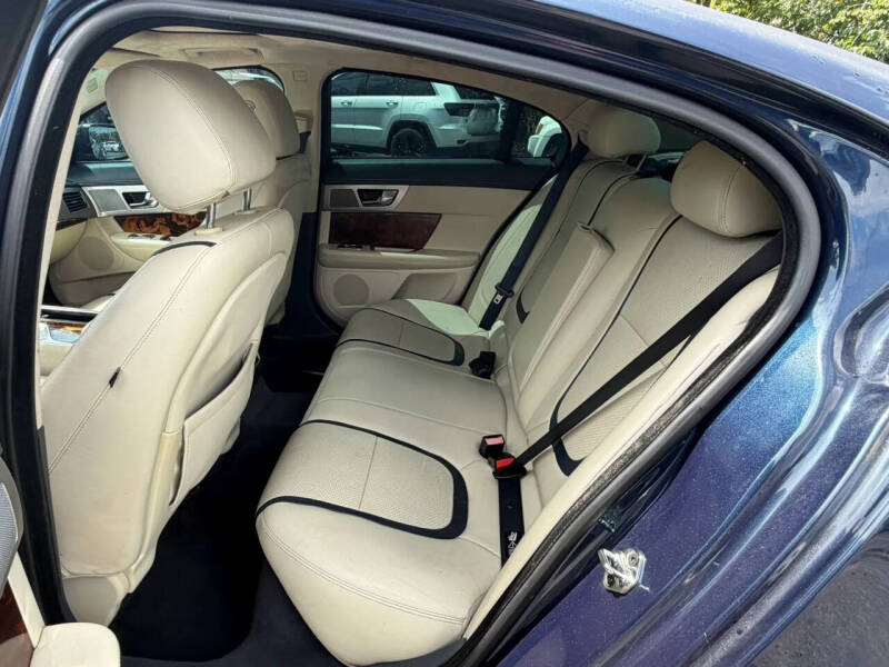 2012 Jaguar XF Portfolio