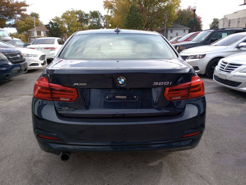 2017 BMW 3 Series 320i xDrive