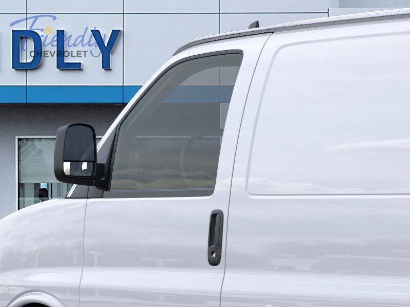 2025 Chevrolet Express 3500