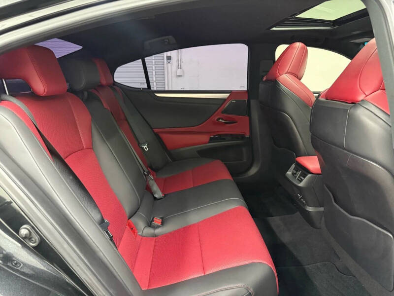 2023 Lexus ES 350 F SPORT Handling