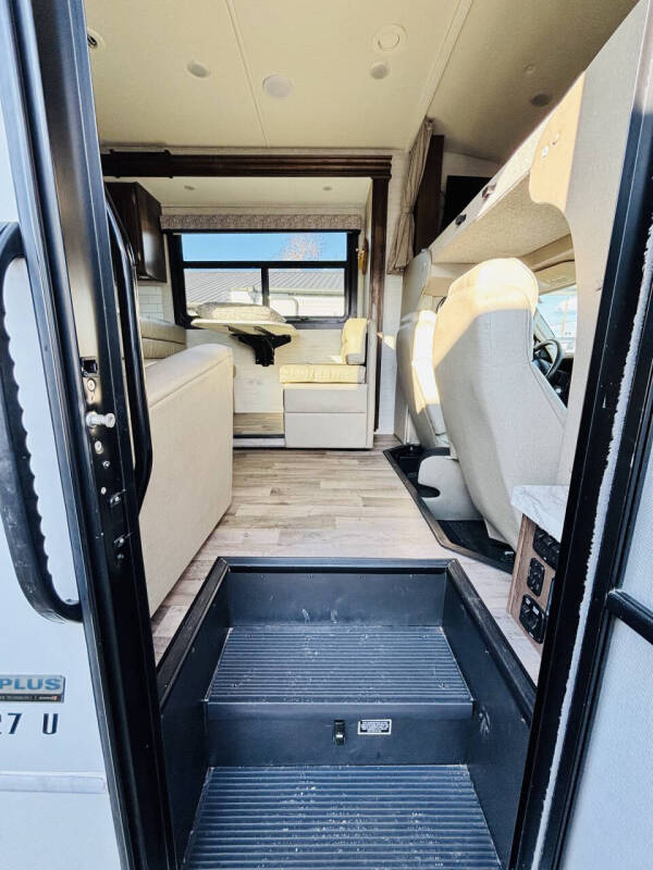 2021 Jayco Grey Hawk 27U