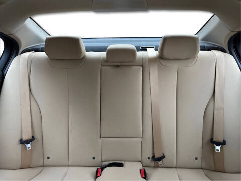 2018 BMW 3 Series 320i xDrive