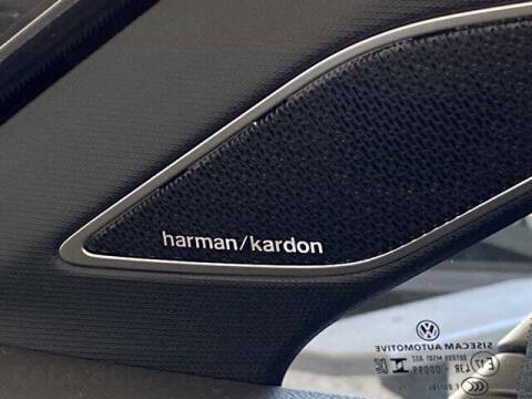 2025 Volkswagen Golf GTI SE