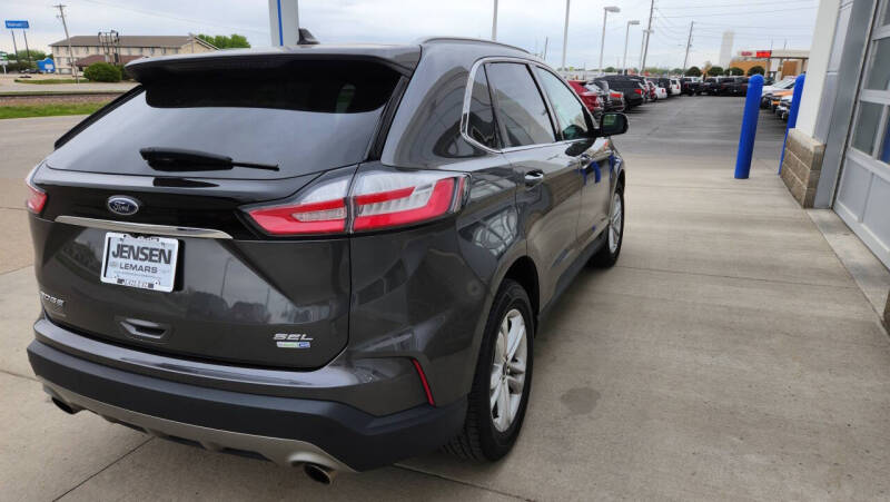 2020 Ford Edge