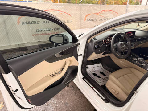 2017 Audi A4 2.0T quattro Premium Plus