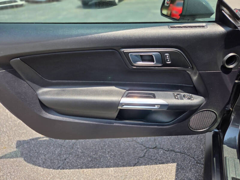 2019 Ford Mustang