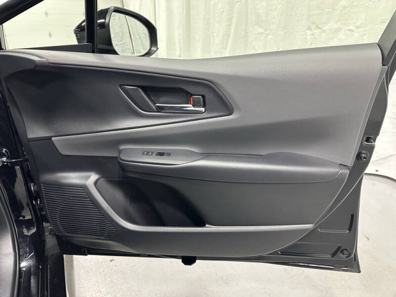 2025 Toyota Prius XLE