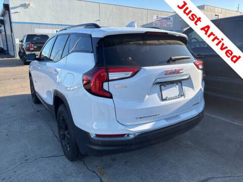 2024 GMC Terrain AT4