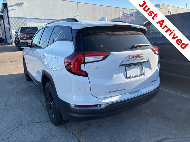 2024 GMC Terrain AT4