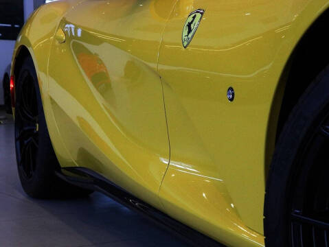 2021 Ferrari 812 GTS