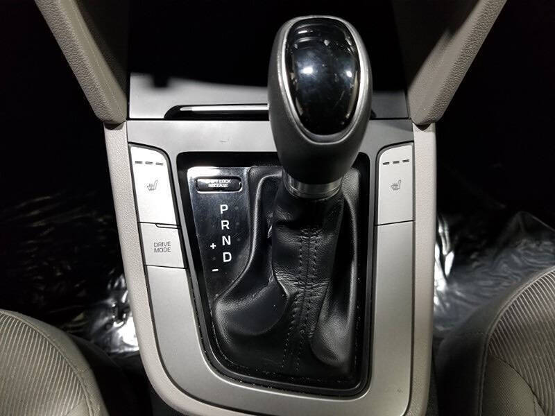 2017 Hyundai Elantra Value Edition