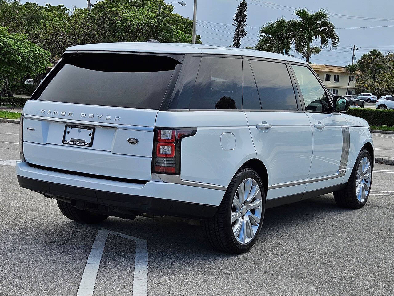 2014 Land Rover Range Rover 13