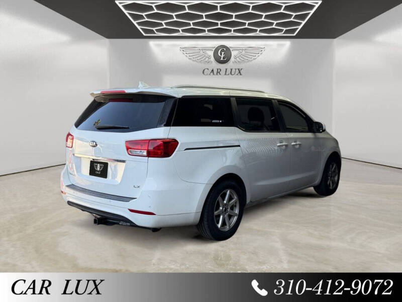 2017 Kia Sedona LX