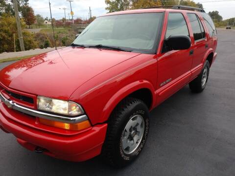 2004 Chevrolet Blazer for sale at GLASS CITY AUTO CENTER in Lancaster OH