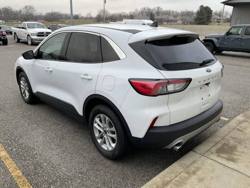 2022 Ford Escape SE