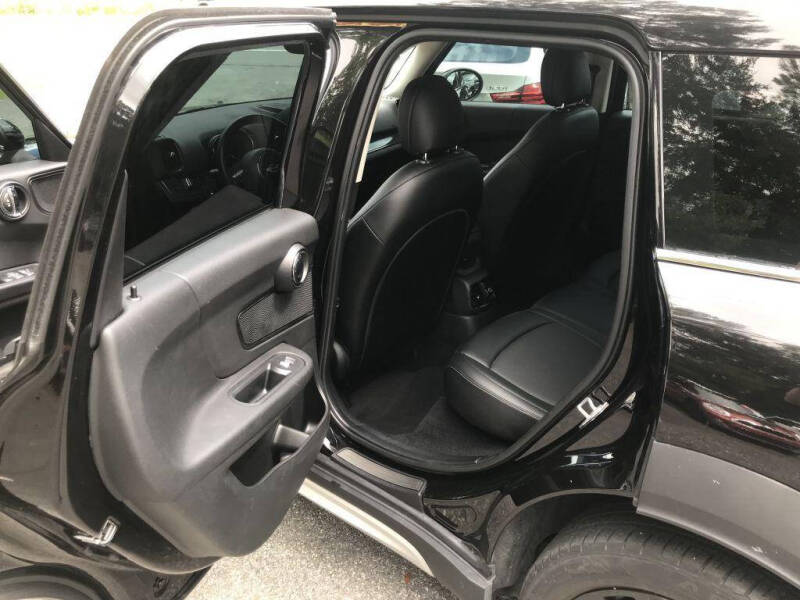 2017 MINI Countryman Cooper