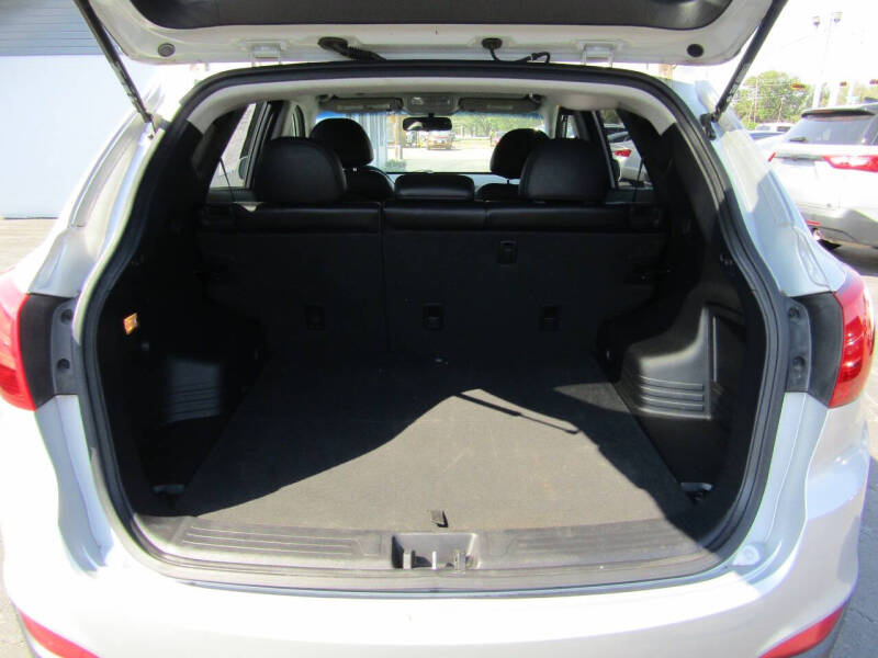 2014 Hyundai Tucson SE photo 18