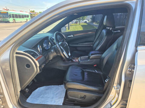 2014 Chrysler 300