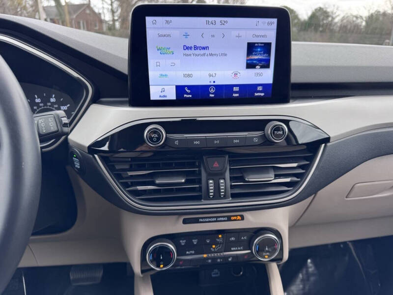 2022 Ford Escape SEL