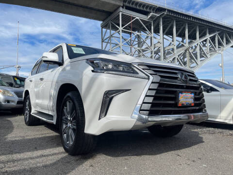 2016 Lexus LX 570