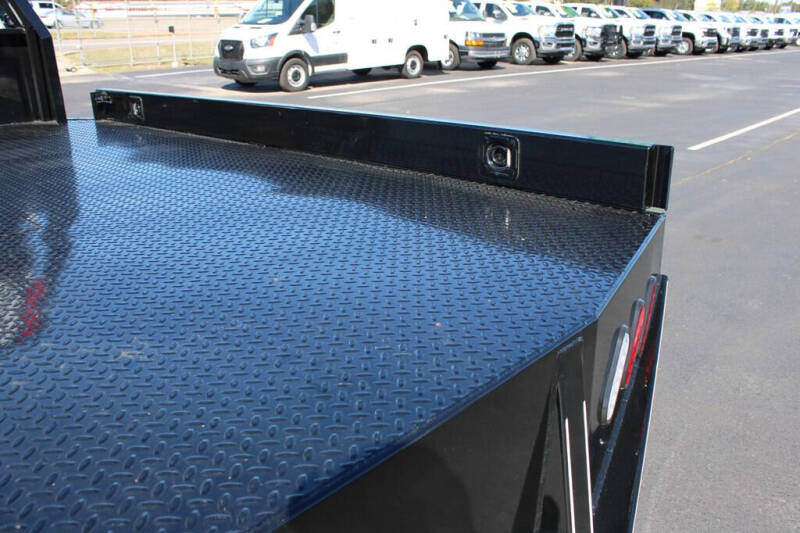 2025 Chevrolet Silverado 3500HD CC