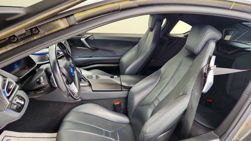 2015 BMW i8