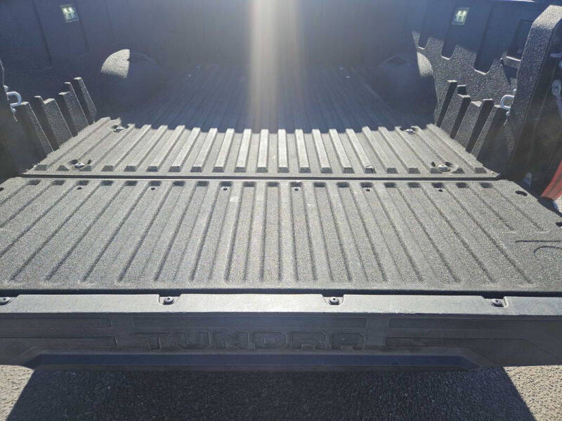 2022 Toyota Tundra SR5