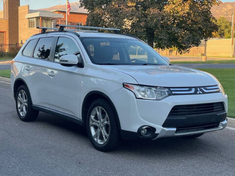 2015 Mitsubishi Outlander SE