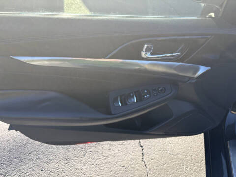 2017 Nissan Maxima 3.5 SR