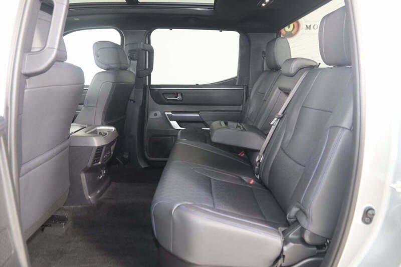 2025 Toyota Tundra Platinum