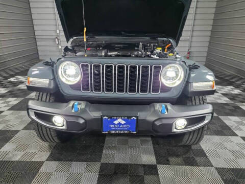 2024 Jeep Wrangler Sahara 4xe