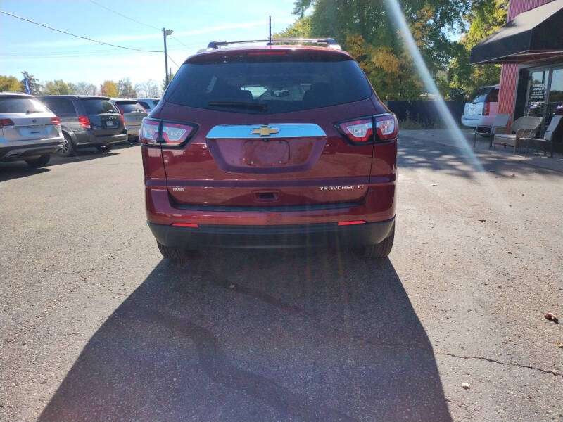 2015 Chevrolet Traverse 1LT photo 19