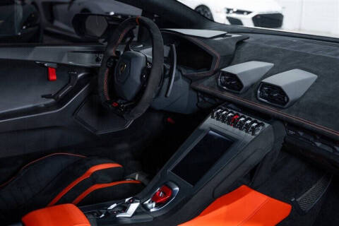 2022 Lamborghini Huracan STO