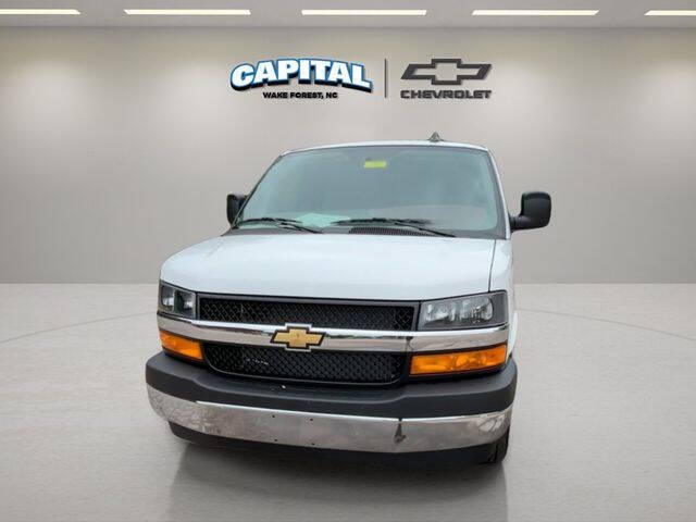 2025 Chevrolet Express 2500