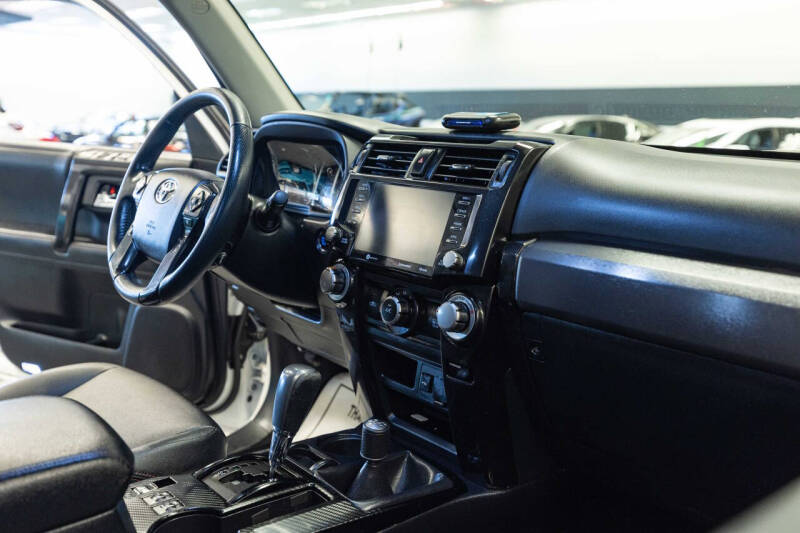 2020 Toyota 4Runner Venture Edition