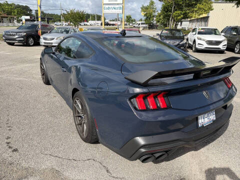 2025 Ford Mustang Dark Horse