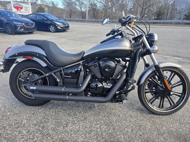 2020 Kawasaki Vulcan 900 Custom