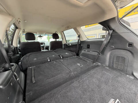 2015 Nissan Pathfinder S
