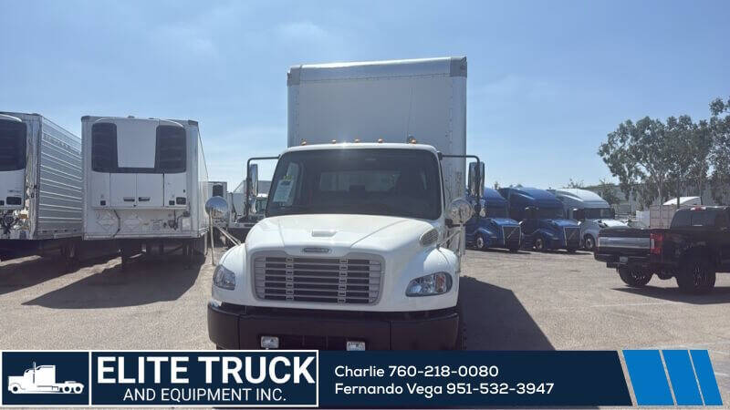2015 Freightliner M2 106