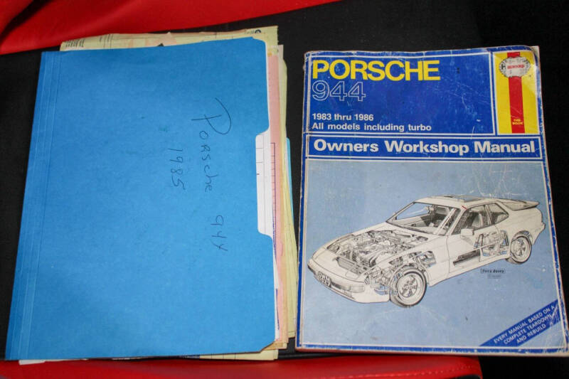 1985 Porsche 944