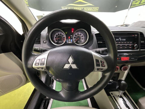 2016 Mitsubishi Lancer ES