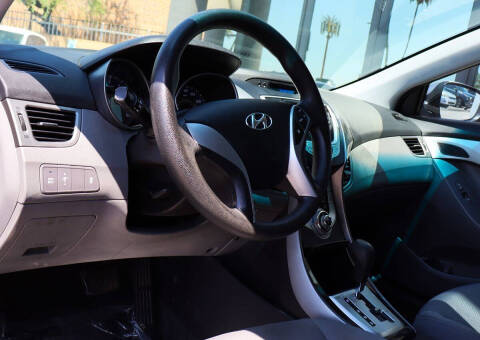 2012 Hyundai Elantra