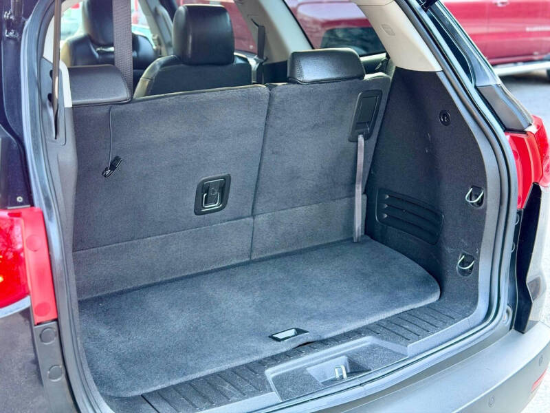 2012 Chevrolet Traverse LT