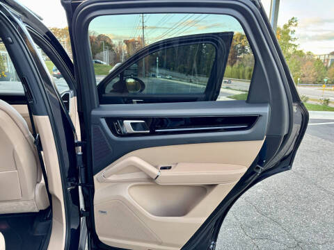 2019 Porsche Cayenne S