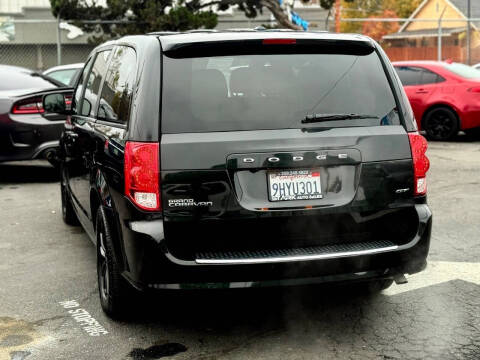 2020 Dodge Grand Caravan GT