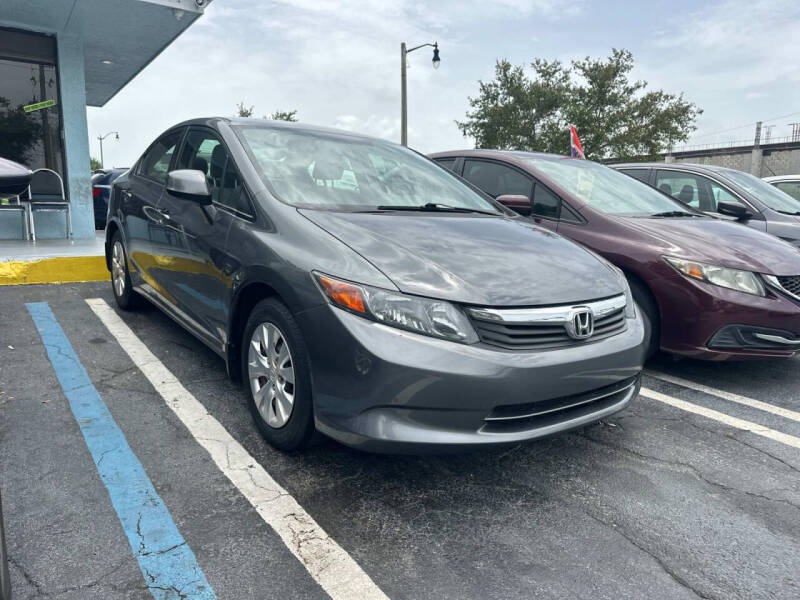 2012 Honda Civic LX's photo