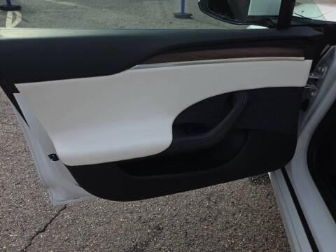 2023 Tesla Model S Standard Range